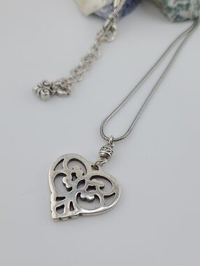 $48 Brighton "GENEVA HEART" Filigree Openwork Scrolled Silver Retired Pendant!